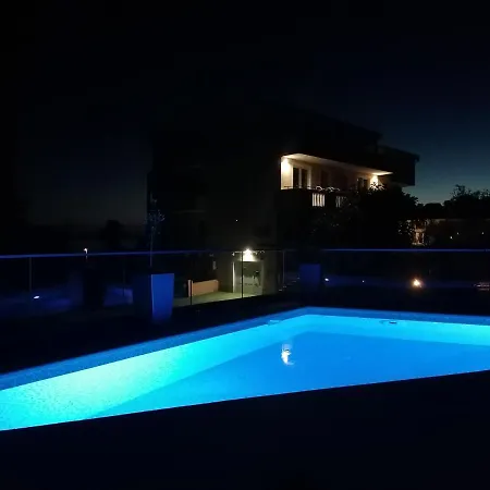 Novamarin - Heated Pool, Sauna, Garden Appartement *