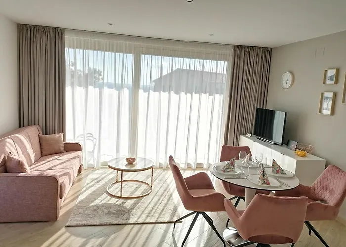 アパート Novamarin - Heated Pool, Sauna, Garden ドラゲ