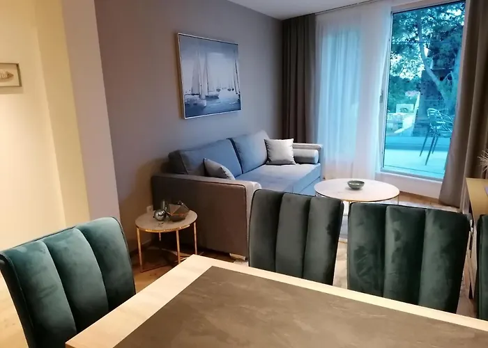 Novamarin - Heated Pool, Sauna, Garden *