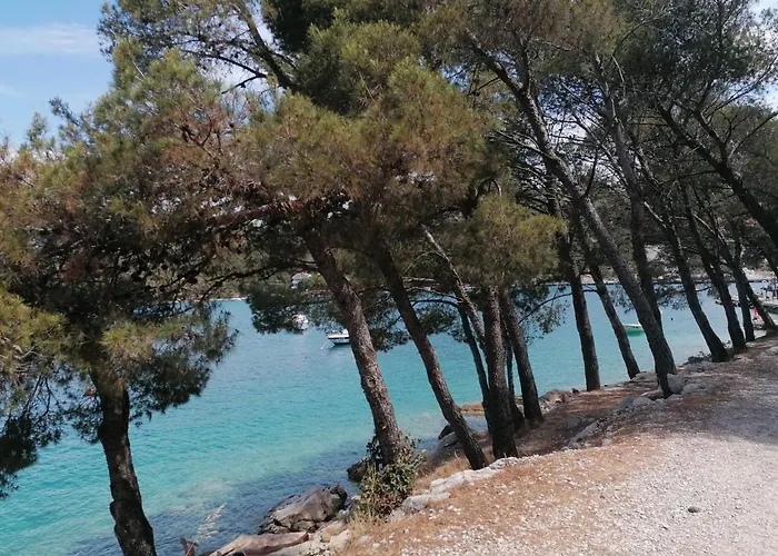 Novamarin - Heated Pool, Sauna, Garden ドラゲ