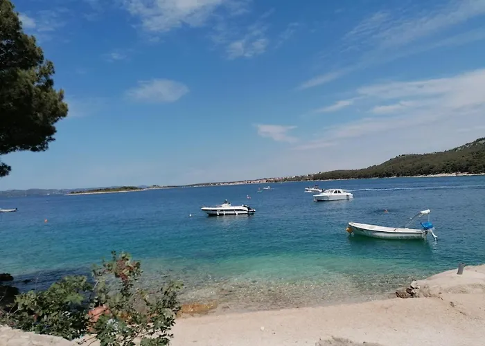 アパート Novamarin - Heated Pool, Sauna, Garden ドラゲ