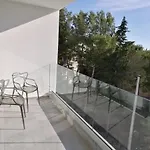 Novamarin - Heated Pool, Sauna, Garden Appartamento *
