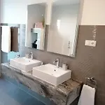 Appartamento Novamarin - Heated Pool, Sauna, Garden *